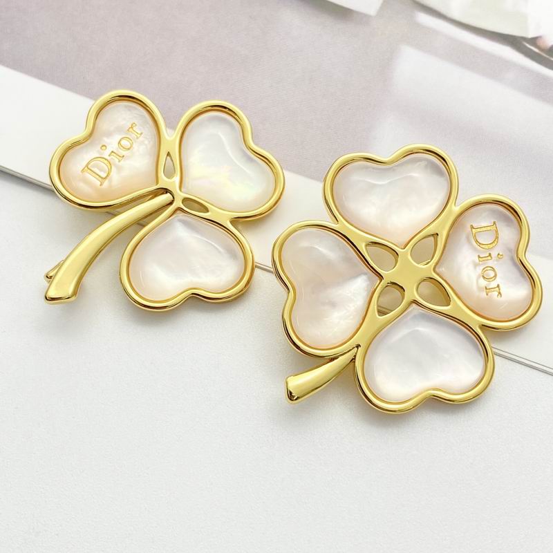 Dior Brooch 05yxs03